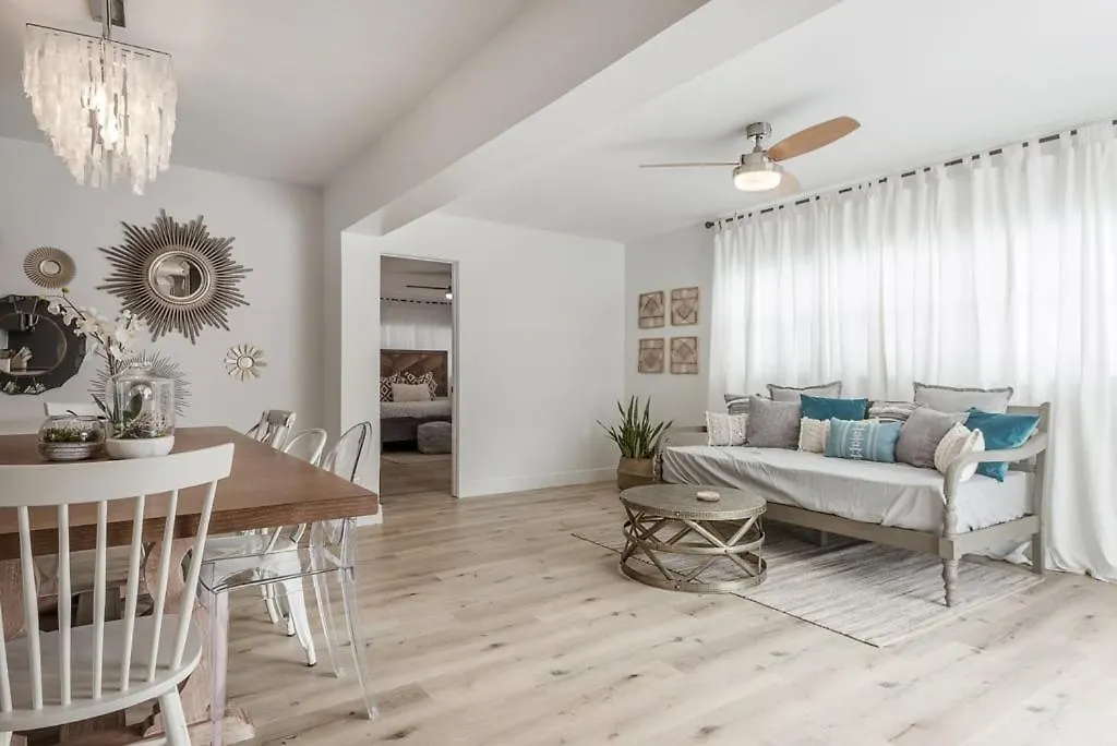 235 E Overbrook Drive Largo Holiday home