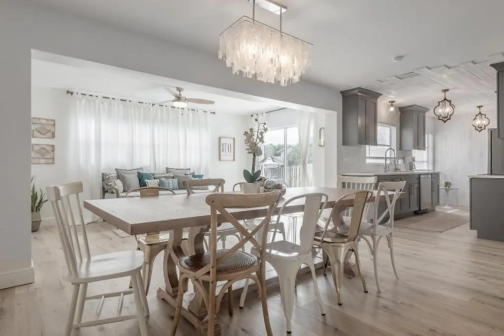 Holiday home 235 E Overbrook Drive Largo United States